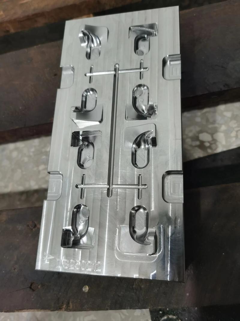 模具配件加工行业的最新动态